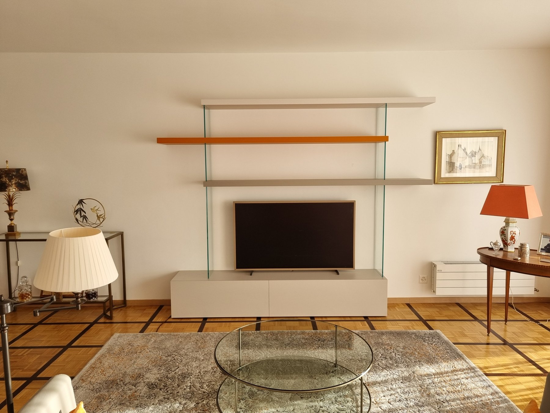 Meuble TV sur mesure réalisé par APRIORI Ébénisterie